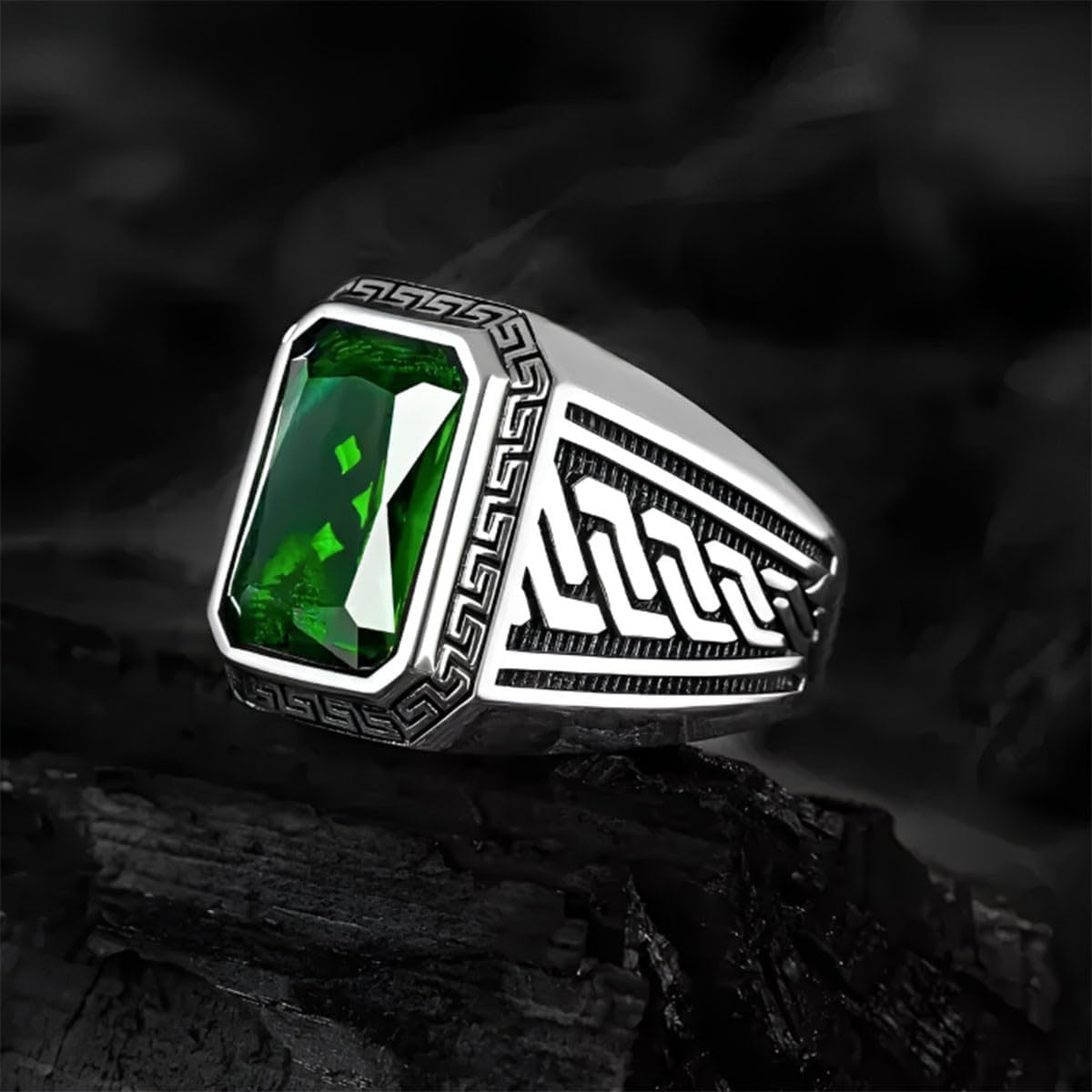2 Carats Rectangle Men's Emerald Ring Sterling Silver Handmade Green Emerald Stone Ring for Men Western Retro Promise Band Jewelry Gift for Him