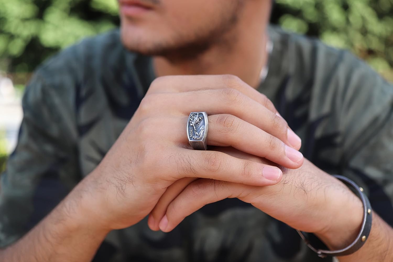Hand Of God Men Signet Ring, 0.022 lbs, 0,78 x 0,59 Inch, Michaelangelo Sistine Chapel Ring, Creation of Adam Jewelry, Renaissance Age Ring, 925K Silver Art Lover Ring
